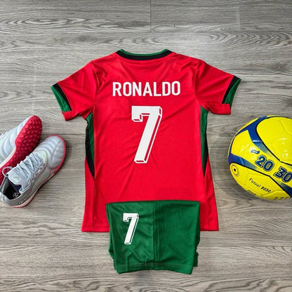 Bộ Quần Áo Bóng Đá Trẻ Em Bồ Đào Nha Đỏ 2025 Ronaldo - Có in tên số theo yêu cầu