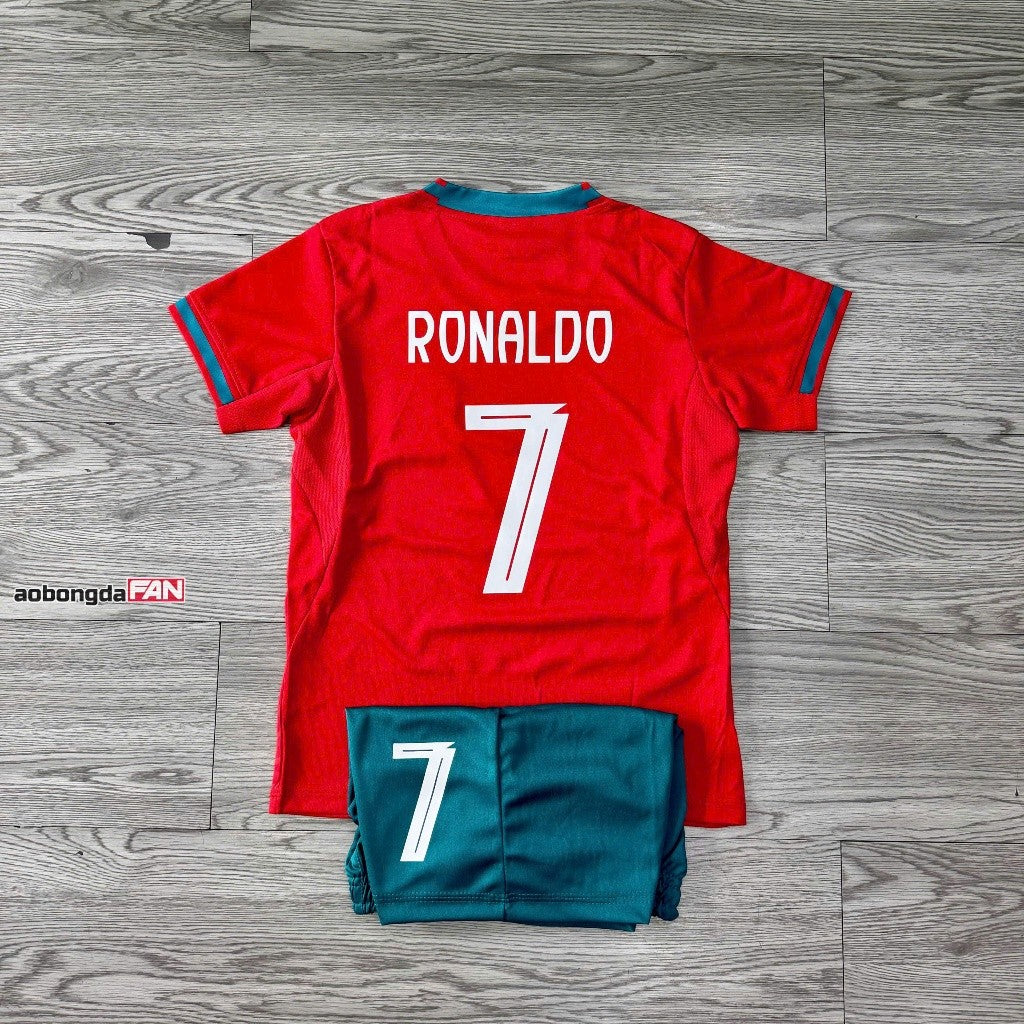 Bộ Quần Áo Bóng Đá Trẻ Em Bồ Đào Nha Đỏ 2025 Ronaldo - Có in tên số theo yêu cầu